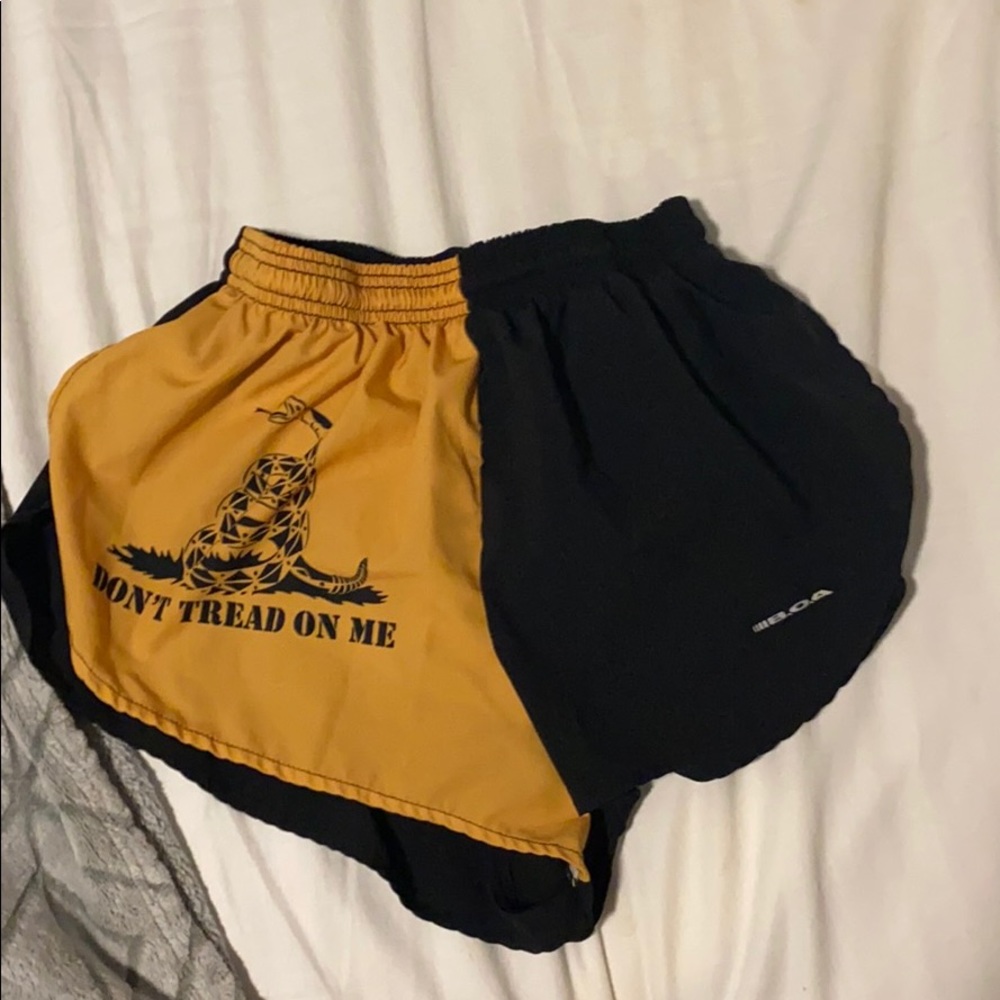 Boa running shorts